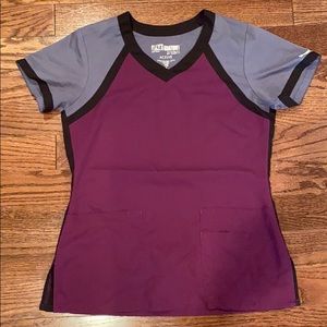 Grey’s anatomy active scrub top size small